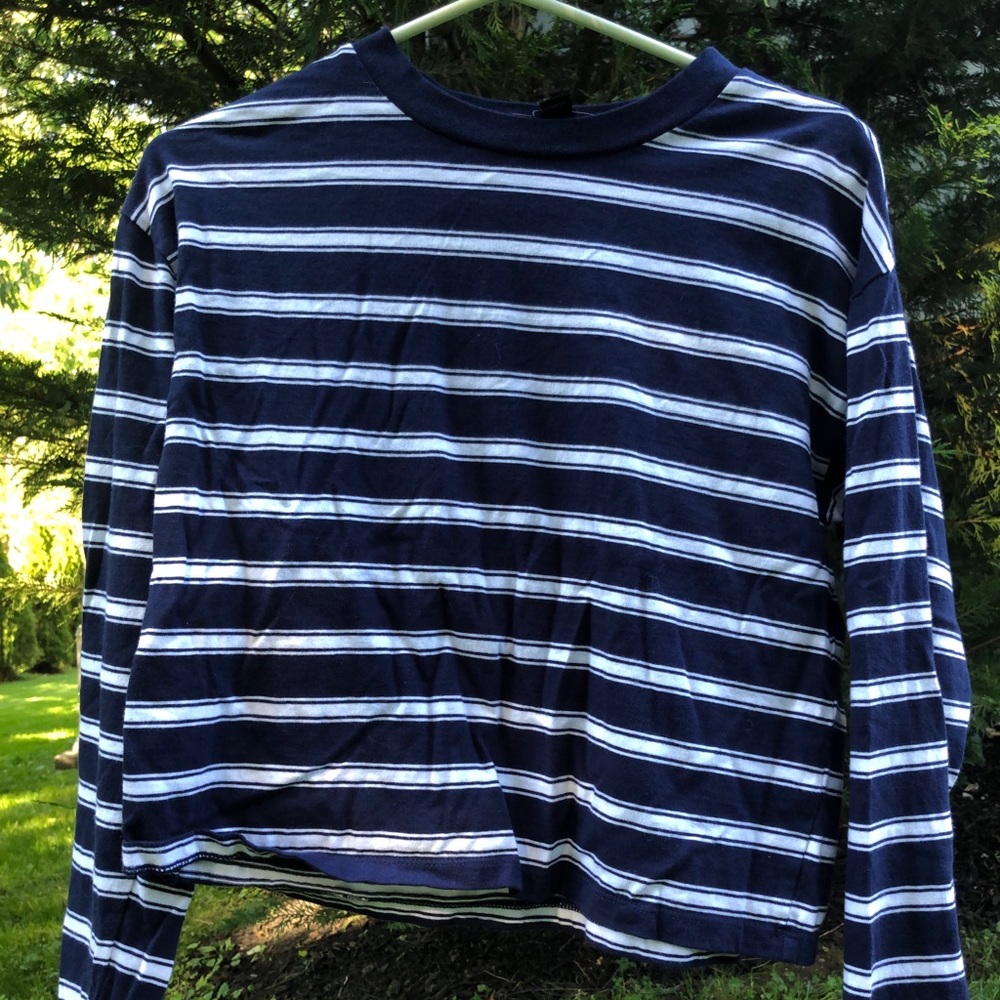 Forever 21 blue and white long sleeve